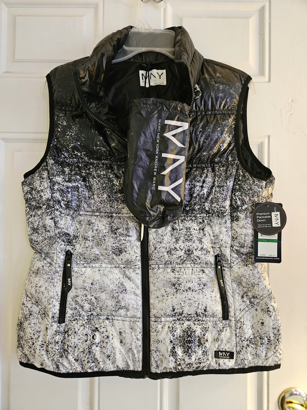 MNY Women's Black & White Packable Puffer Vest